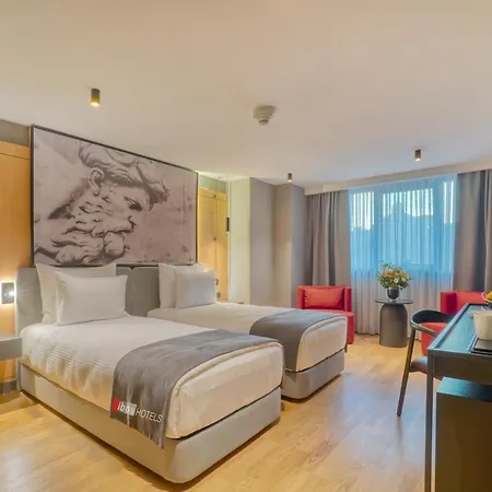 Hotel Ibos 4*